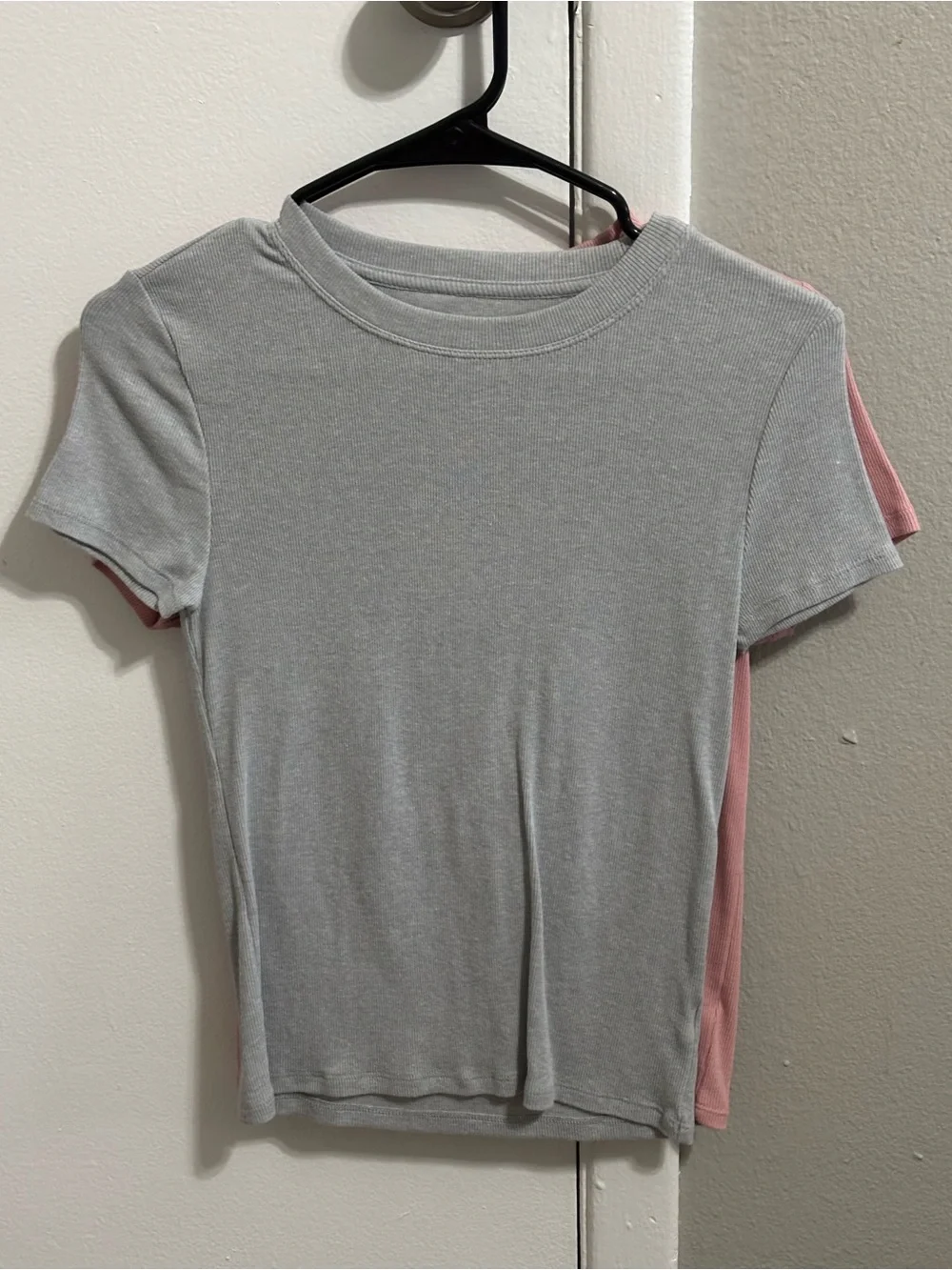 NWOT lot of 2 ribbed tees - Picture 3 of 3